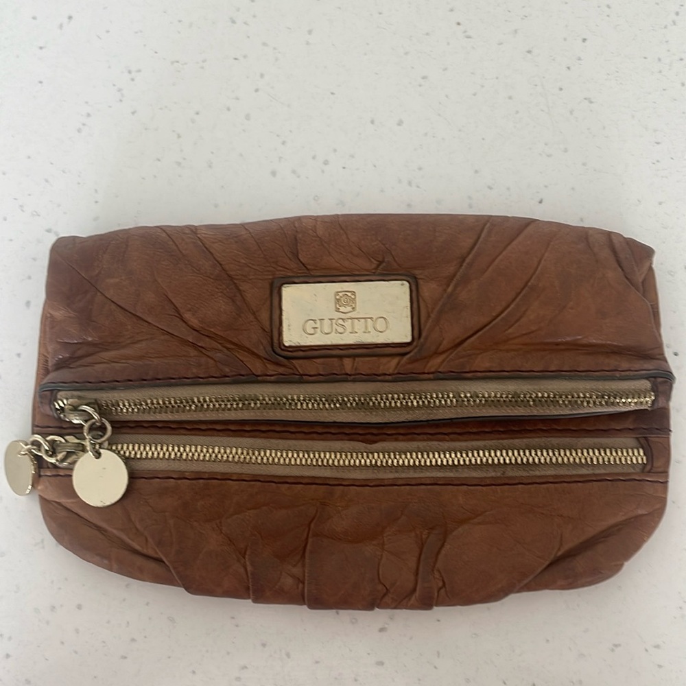 Gustto- beige clutch gold hardware
